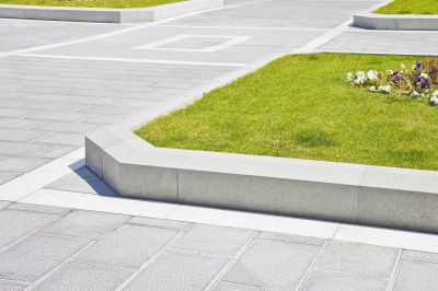 Benefits Of Concrete Curbing And Edging For Landscape Design